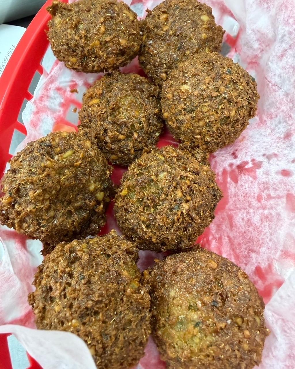 Falafel basket